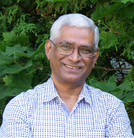 Dr. Hemant Gupta, Director of Holistic Ayurveda Institute & Wellness Centre, Ottawa